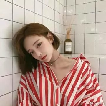 珊珊小传
